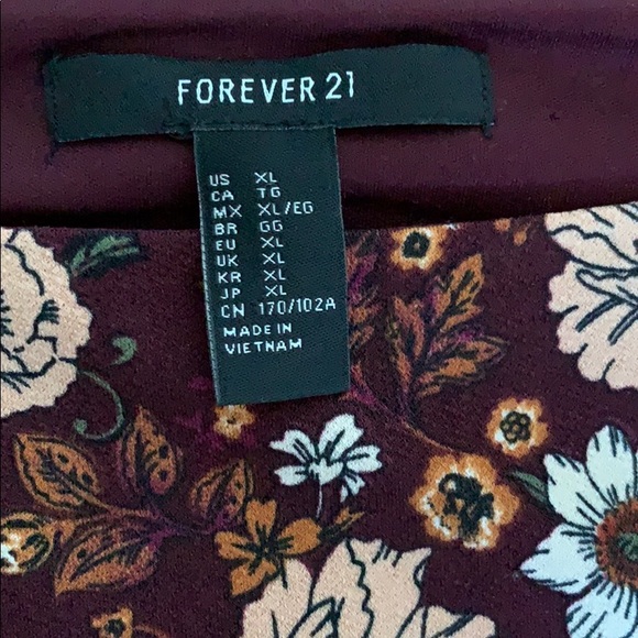 Dark purple floral sleeveless dress! - Picture 3 of 4